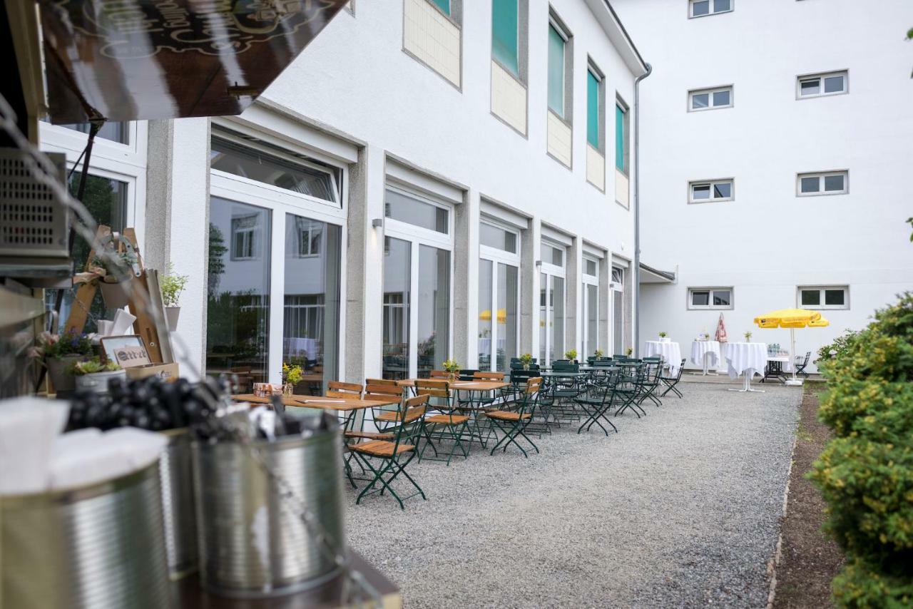 Campus Horn Hotel Ngoại thất bức ảnh