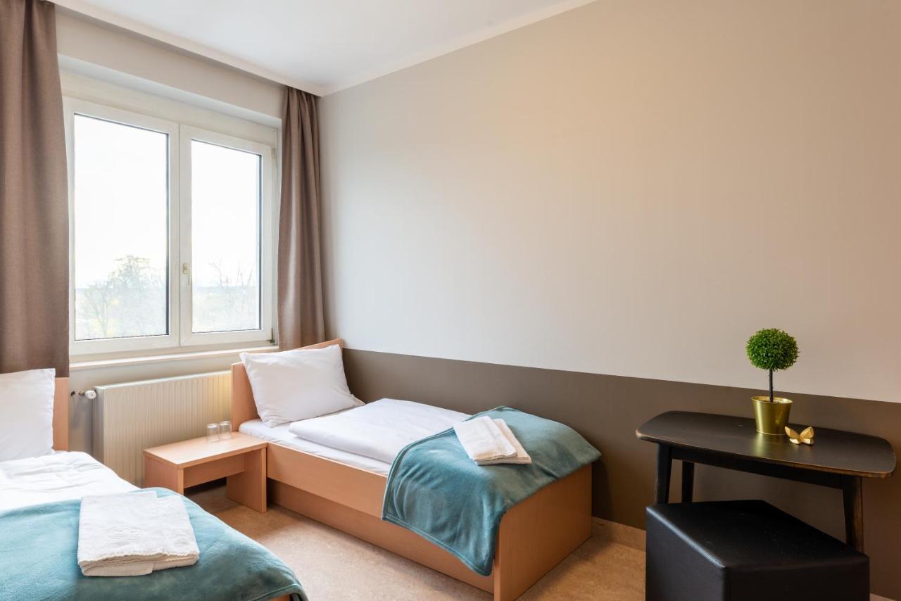 Campus Horn Hotel Ngoại thất bức ảnh